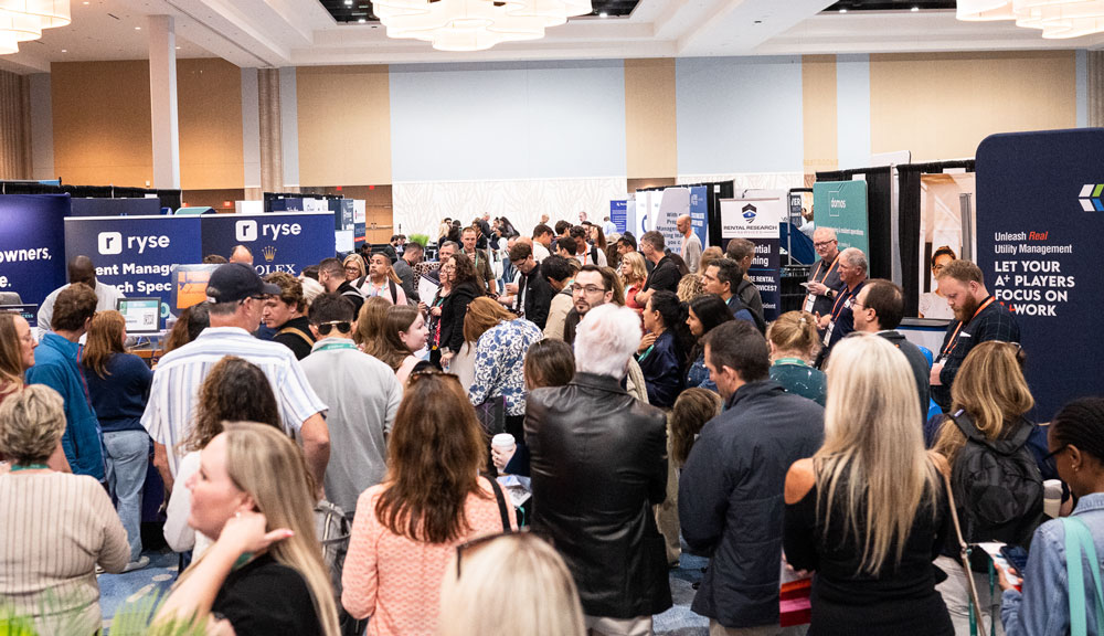 Innovation Hall Crowd